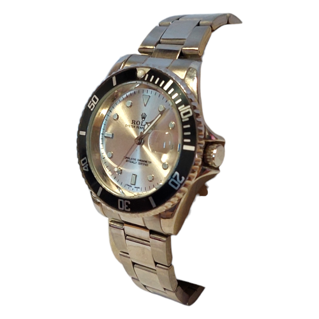 Reloj Estilo Submariner Plateado - Con Esfera Plateada Y Bisel Negro Giratorio - Imagen 5